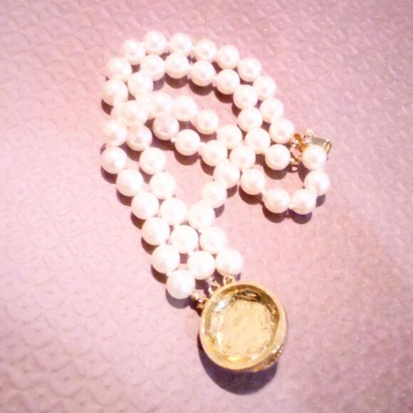 Faux Pearl Hand Knotted Triple Strand Bracelet - Picture 3 of 5